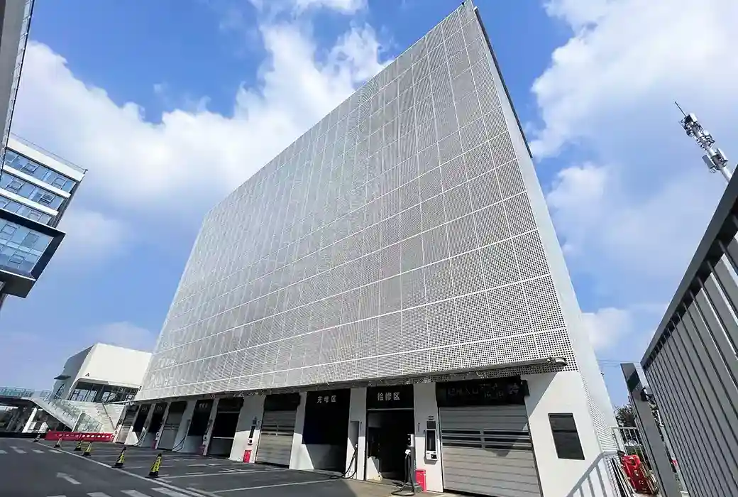 昆山高新区垂直升降（大轿厢）车库 2